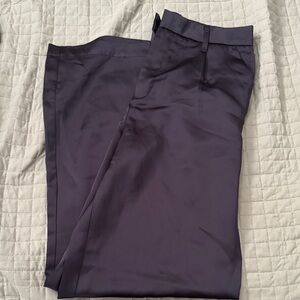 Elegant black silk like Trousers